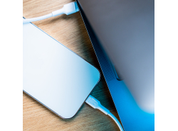 Kábel Fehér USB-C – Lightning 1m MFi Green Cell Power Stream, gyors töltéssel Power Delivery, az Apple iPhone